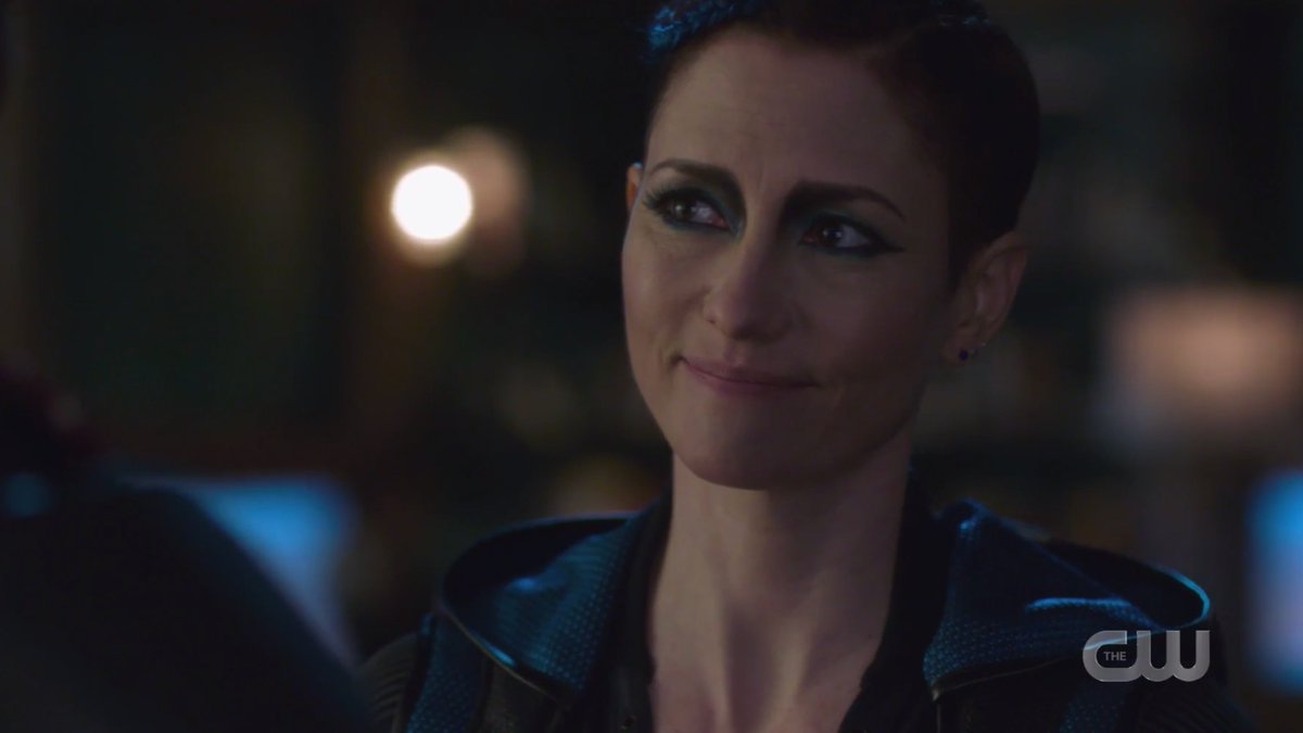 noradominick's tweet photo. In this house we love and support Alex Danvers aka Sentinel aka her own damn 👏 superhero #Supergirl https://t.co/R3BguHjkyk