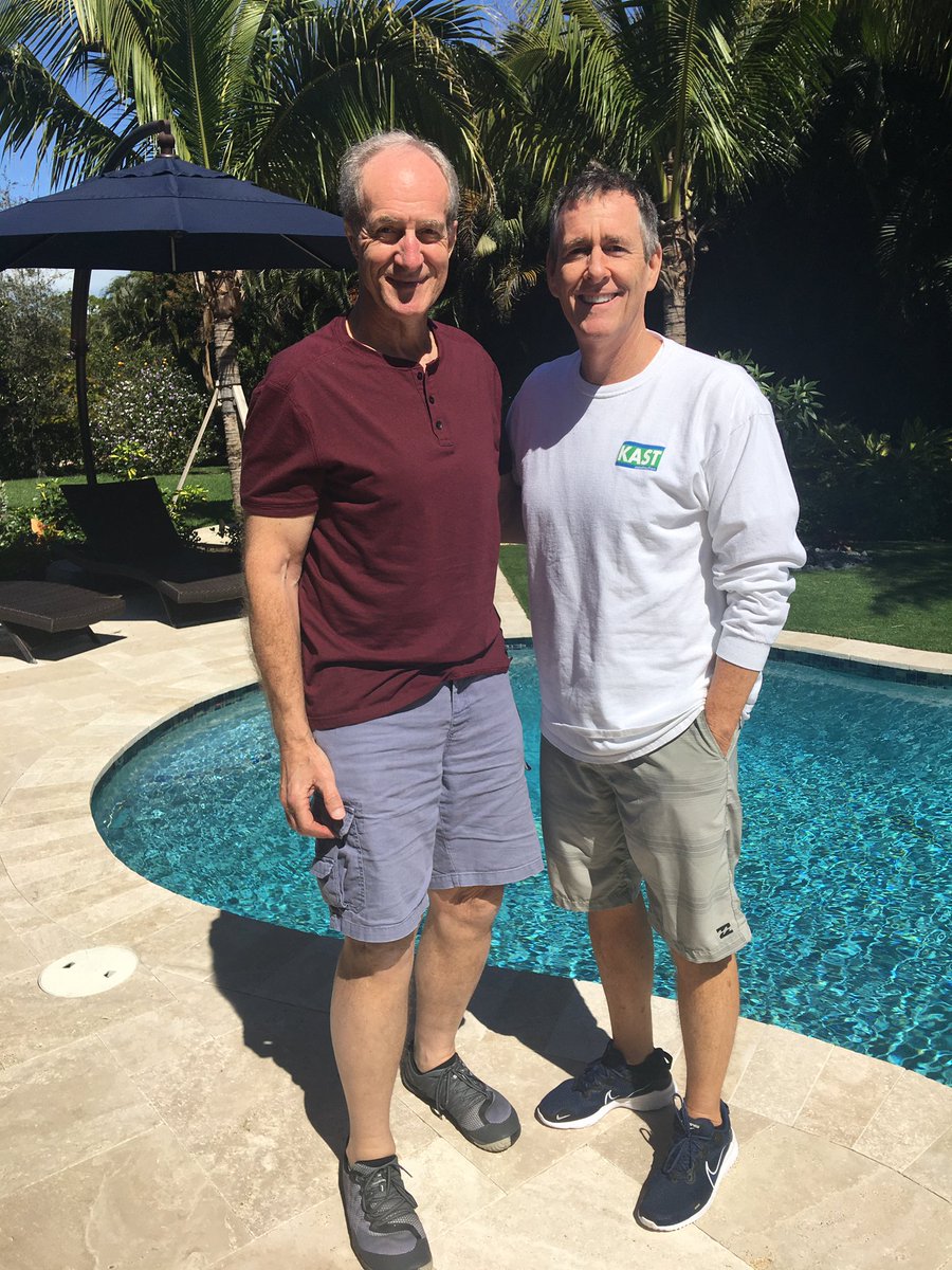 Tony Hollow tweet media