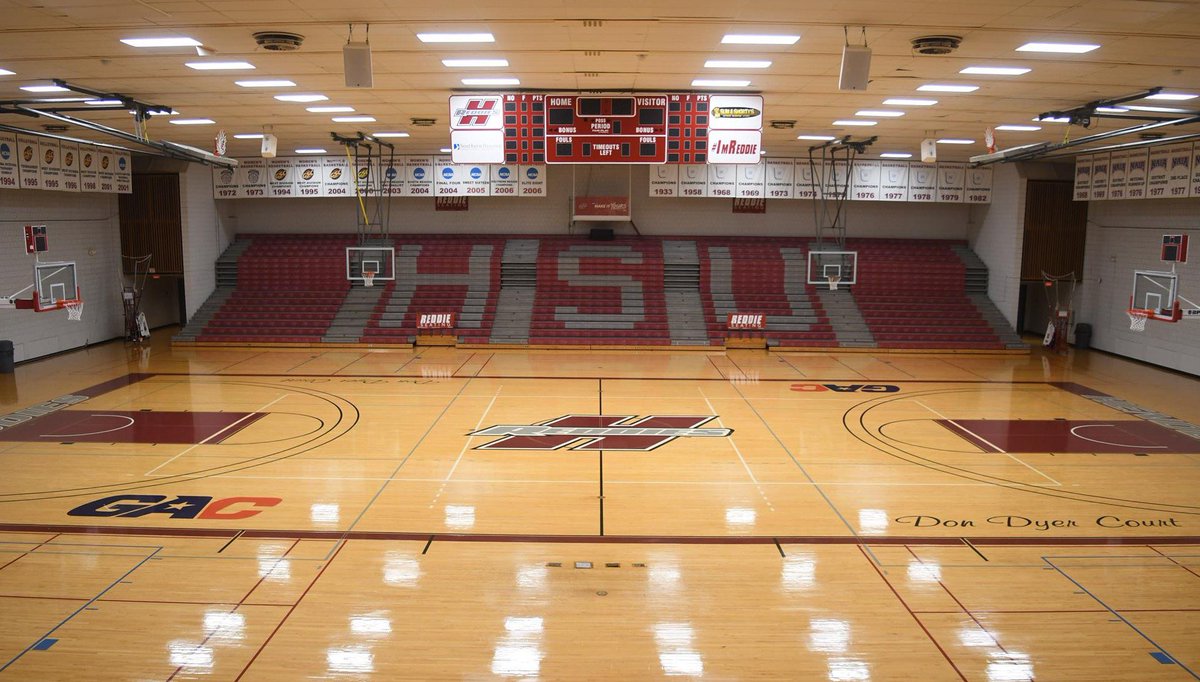 alee_mcclendon's tweet photo. COMMITTED ❤️🖤               @ReddiesWBB @Coach_JThomas @scottieschmidt2 @CoachKoller @HoneybeesBB @coachjhodges21 @itsJusOne                                            #GoReddies https://t.co/1Jo8mcb9X8