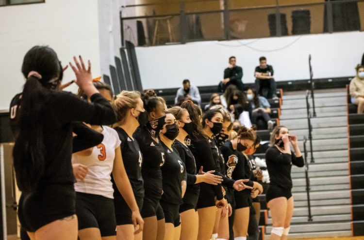 UTPBVolleyball's tweet photo. UTPB Volleyball Season 2020-21 unfortunately has come to an end. We would like to extend the thanks to the support system that has been with us from day one. Family, friends, AT’s, strength coaches for believing in the girls capability. This Squad has a lot promise in the future! https://t.co/BX1Iut49wO