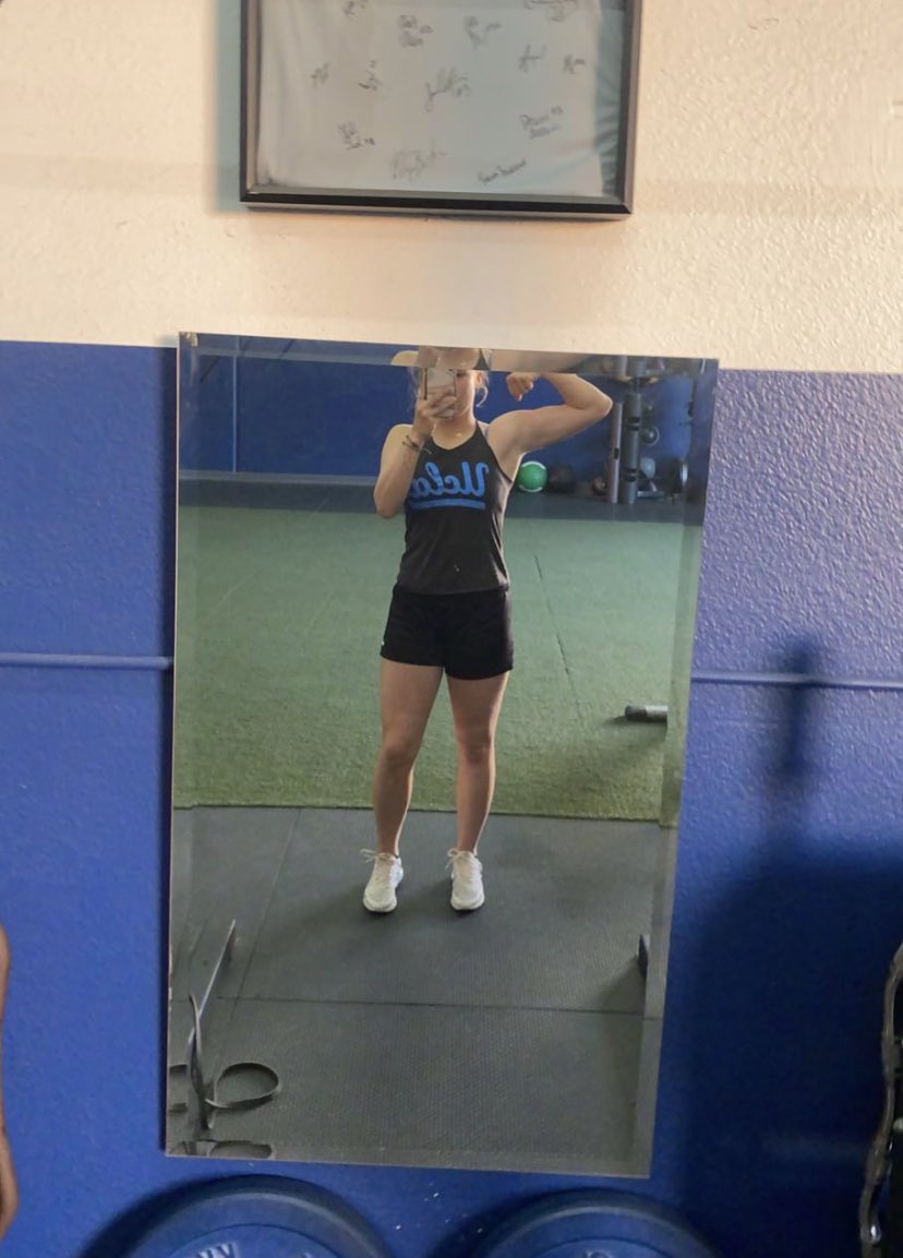 Mia McNulty tweet media