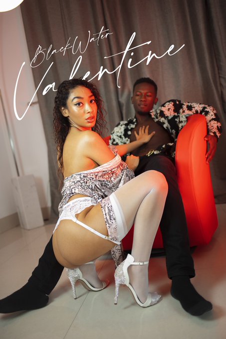 And we did it ... 120K+ on pornhub  🍑: @iamSarahLace 🎥: @blackwater_xxx https://t.co/iPvmHY3whb<a class="tags" href="/tag/iamsarahlace">@iamsarahlace</a>