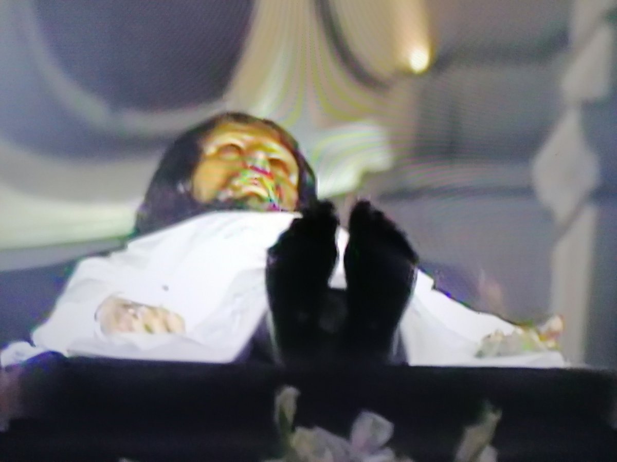 newdey_studio's tweet photo. Mi Cristo del Amor cuantas veces de rodilla a tus pies #cristodelamor https://t.co/KmtIsFnGOE