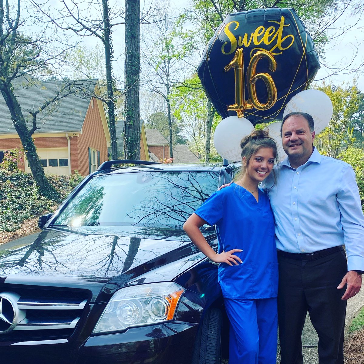 JAYTID14's tweet photo. Happy 16th Birthday to this girl. You have grown up so fast. You are sweet, kind, smart and beautiful. Always be you bc that is how God made you. Love you! #SweetSixteen #happybirthday https://t.co/adF3V1pU2b