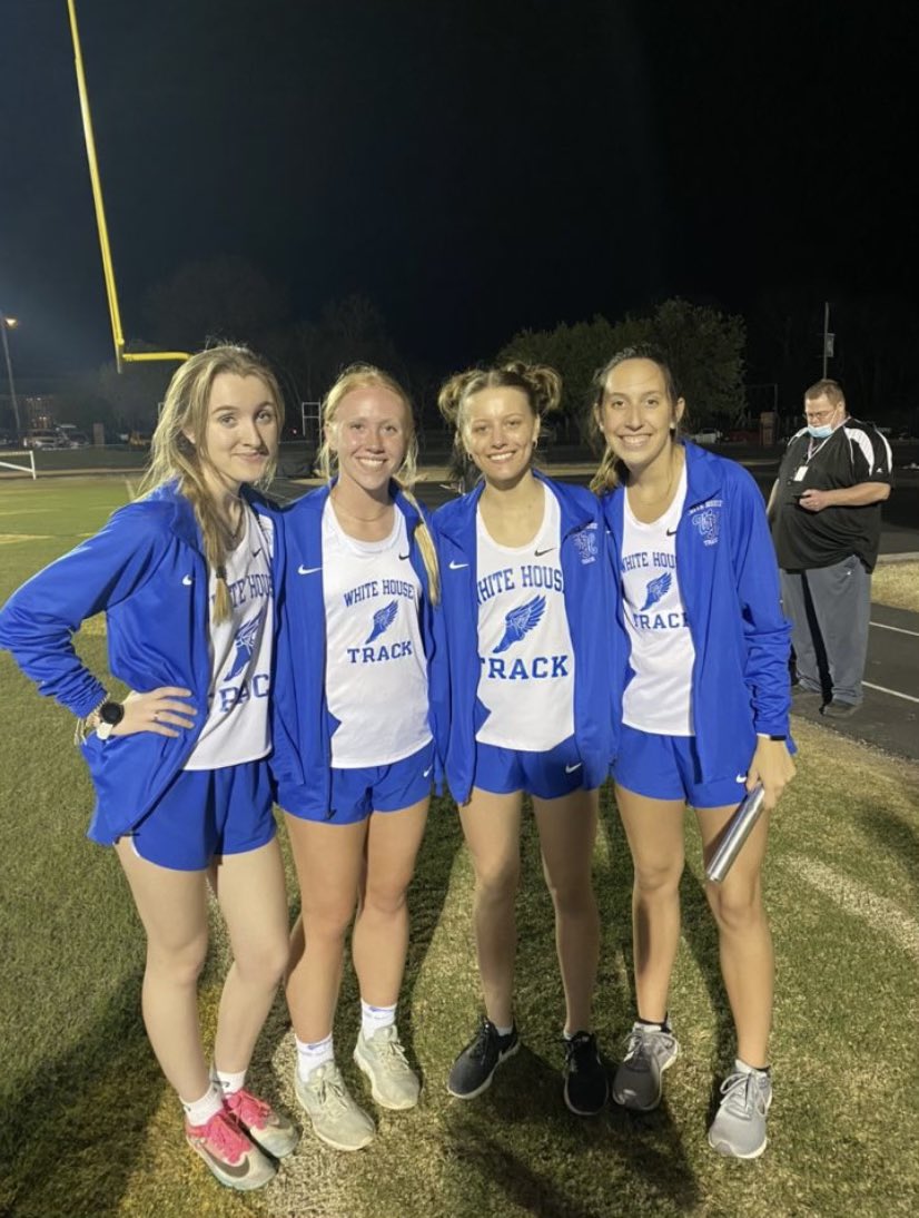 alexisbess6's tweet photo. I am so proud of my 4x400 team and my 4x200 team !! Tonight we qualified for sub sectionals and we have worked so hard for this !! ❤️ https://t.co/xT8NAgmrQg
