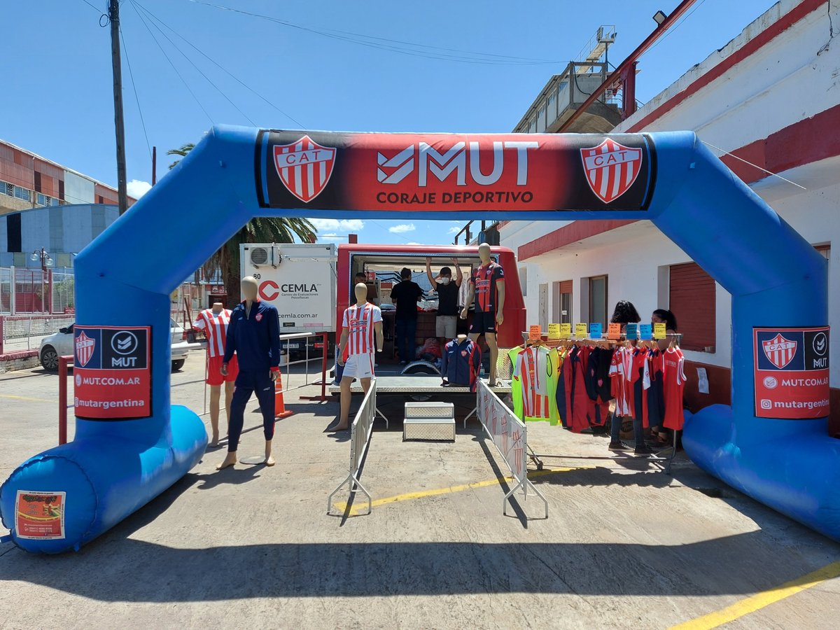 Este sábado 3  de 11 a 19hs, los esperamos en el club <a href="/ClubTalleresOk/">Club Atlético Talleres</a>  con nueva indumentaria y  productos!!!

#mut #mutargentina #talleres