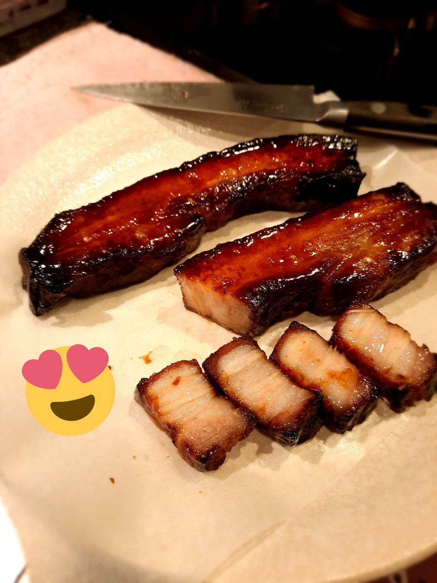 SherryJ25's tweet photo. や一ほ!!みな元気? 今日の昼御飯は何食べたい?
😋❤❤ @sobatang1
#Twitter家庭料理部 #家庭料理
#いただきます部
#TSKitchen の #MrsTanabeCooking
#スイカちゃんの日記
#夫婦の日常
#チャーシュー麺 #中華そば
#チャーシュー #広東チャーシュー
#叉烧 #CharSiu #CharSiew https://t.co/xzK6hPhWWc