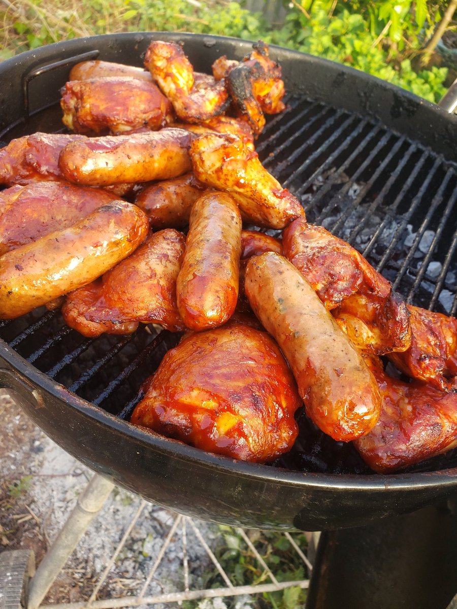 CaptInappropri8's tweet image. #BBQ #DinnerTime #GetInMaBelly