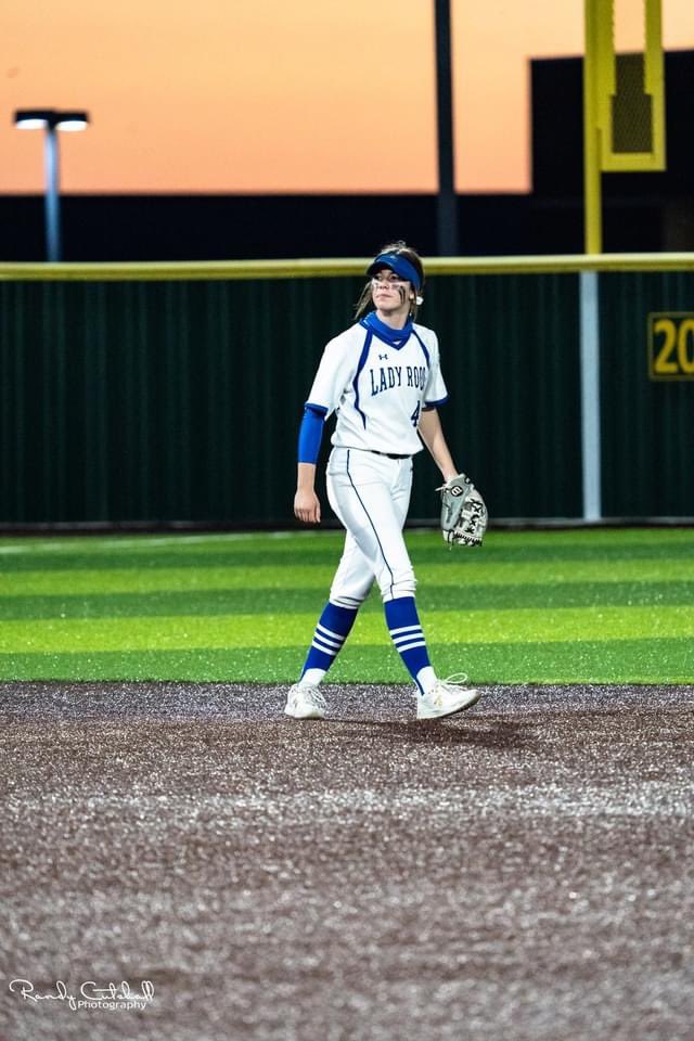 hannahrreed22's tweet photo. 7-0 in district and 18-0-1 overall! Undefeated in first half of district and looking forward to the second half starting Thursday against North Crowley! @ladyroosoftball @CoachCulwell #8rounds #roadtoplayoffs https://t.co/kitWwW7C68