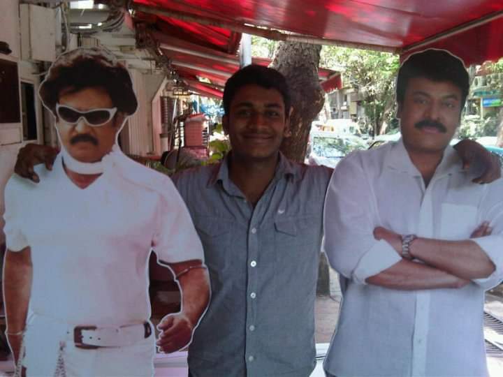 damruawala's tweet photo. Enna rascala mind it !!!
#Rajnikanth the #SuperStar
#Chiranjeevi #IndraTheTiger
#Throwback #March2010 https://t.co/THBDRlTBwA