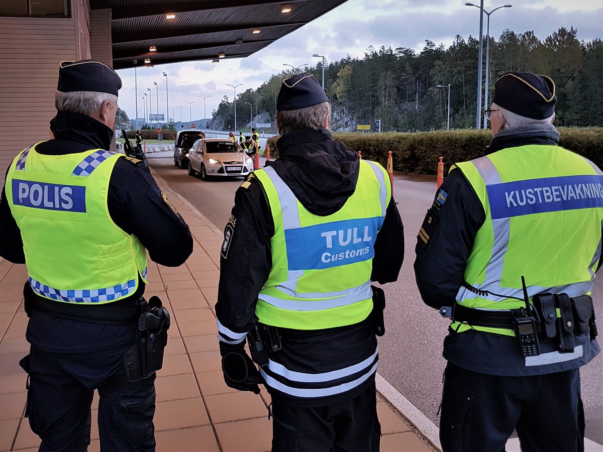 Resultaten av den myndighetsgemensamma satsningen mot organiserad brottslighet 2020 är klara och redovisade: 282 åtalade, 145 fängelsedömda och 349 års utdömd fängelsetid. Vi bidrar till exempel till att upptäcka narkotikasmuggling till havs. Läs mer: bit.ly/3u737bU