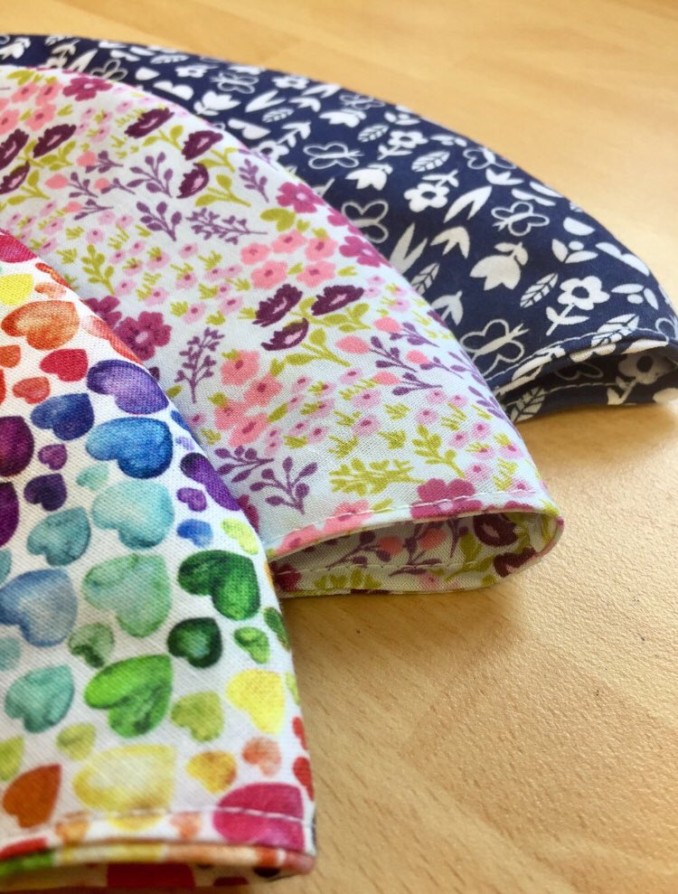 lilrosedesign's tweet image. Spring facemask set only 3 for €20 !
Separately €7 each and FREEPOST x 
littlerosedesign.ie/products/sprin…
#facemask #masks #reusablemask #washablemask #clothmask #fabricmask #adultmask #childrensmask #kidsmask #elastic #patternmask #covid_19 #coronavirus #protection #freepost #ireland