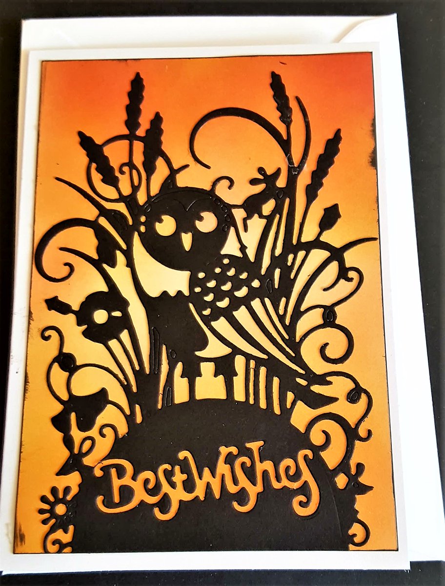Fizzydesgns's tweet photo. My latest #handmadecard for my #365daychallenge2021 is a fun #owl themed #BestWishes silhouette A6 card #cardmakingfun #cardcrafting #CreativeExpressions #craftaddicts #craftblogs https://t.co/WAxmZChKco https://t.co/MrJtO4Jc5T
