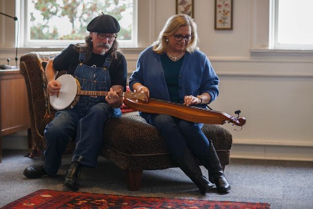 TableHill's tweet photo. We'll be playing @ Radio Springs Hotel, #Lyonville, April 1st, 6 pm. Thai Night Thursday! Bookings are essential. Ph 03 5348 5562 #Music #Memphis #Mississippi #MississippiDelta #Daylesford #Victoria #folkmusic #Australia #RadioSpringsHotel #folkblues #AmericanaMusic #RootsMusic https://t.co/q7pxz6snSr
