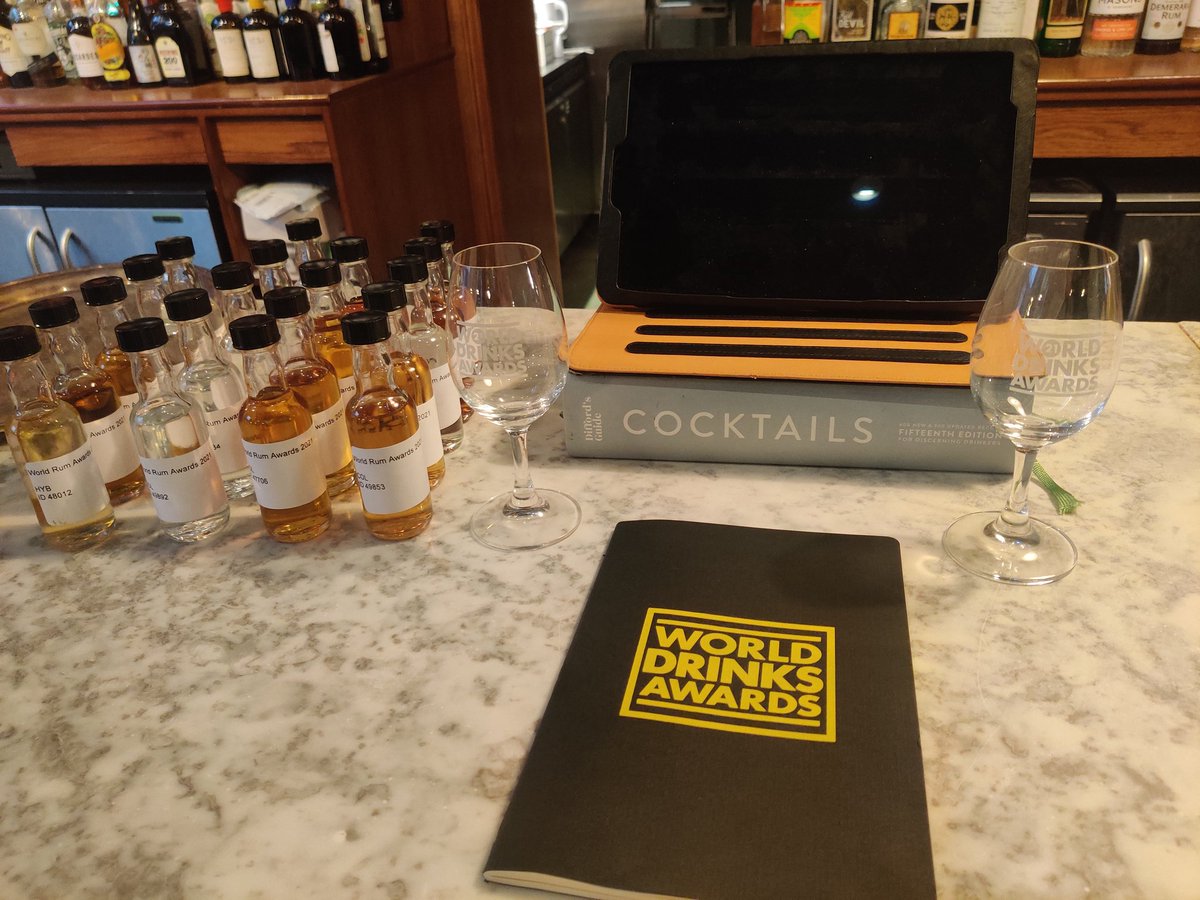 It's far too early for a rum tasting but someone has to do it.  To save you guys the bother, I volunteered my services.  We're nice like that.  Have an awesome day everybody! 
#worldspiritawards #rum