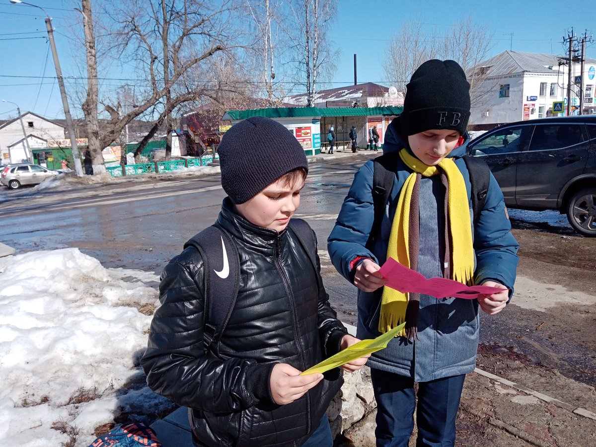 #ГодКниги2021#МУК БМБ#Барышскийрайон
Сотрудники библиотеки провели для горожан литературный час «Славный образ русского профессора, писателя М.Н. Богданова»