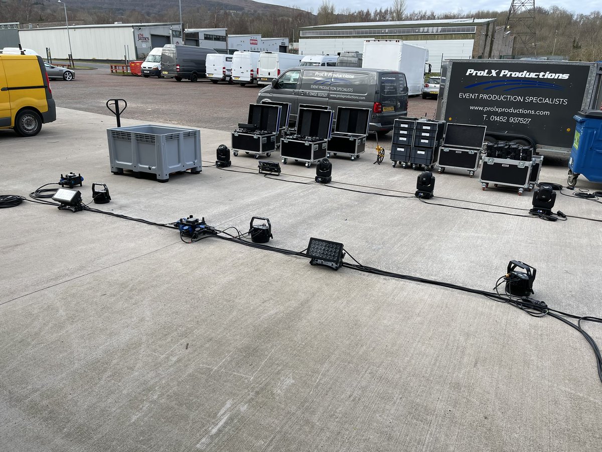 ProLXProduction's tweet image. Throwback to our #lightitinred campaign a few weeks ago, deploying our stock of @adj_lighting 32Hex Panels, 12P Hex Pars and RXONES 
.
.
.
.
#wemakeevents #lightitinred #lighting