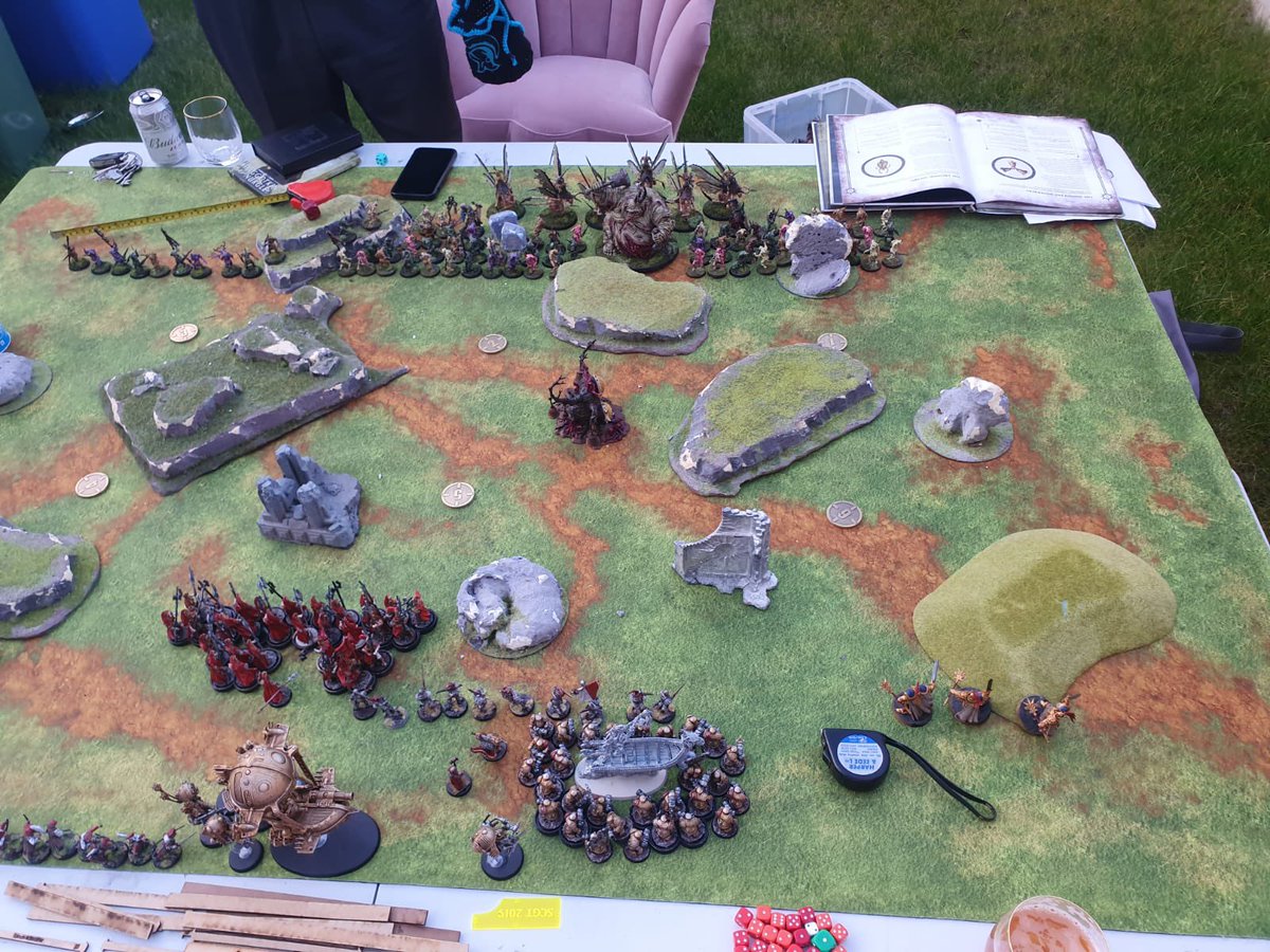 Finally starting to see some outdoor games taking place! <a href="/sthlondonlegion/">South London Legion</a> #GardenHammer