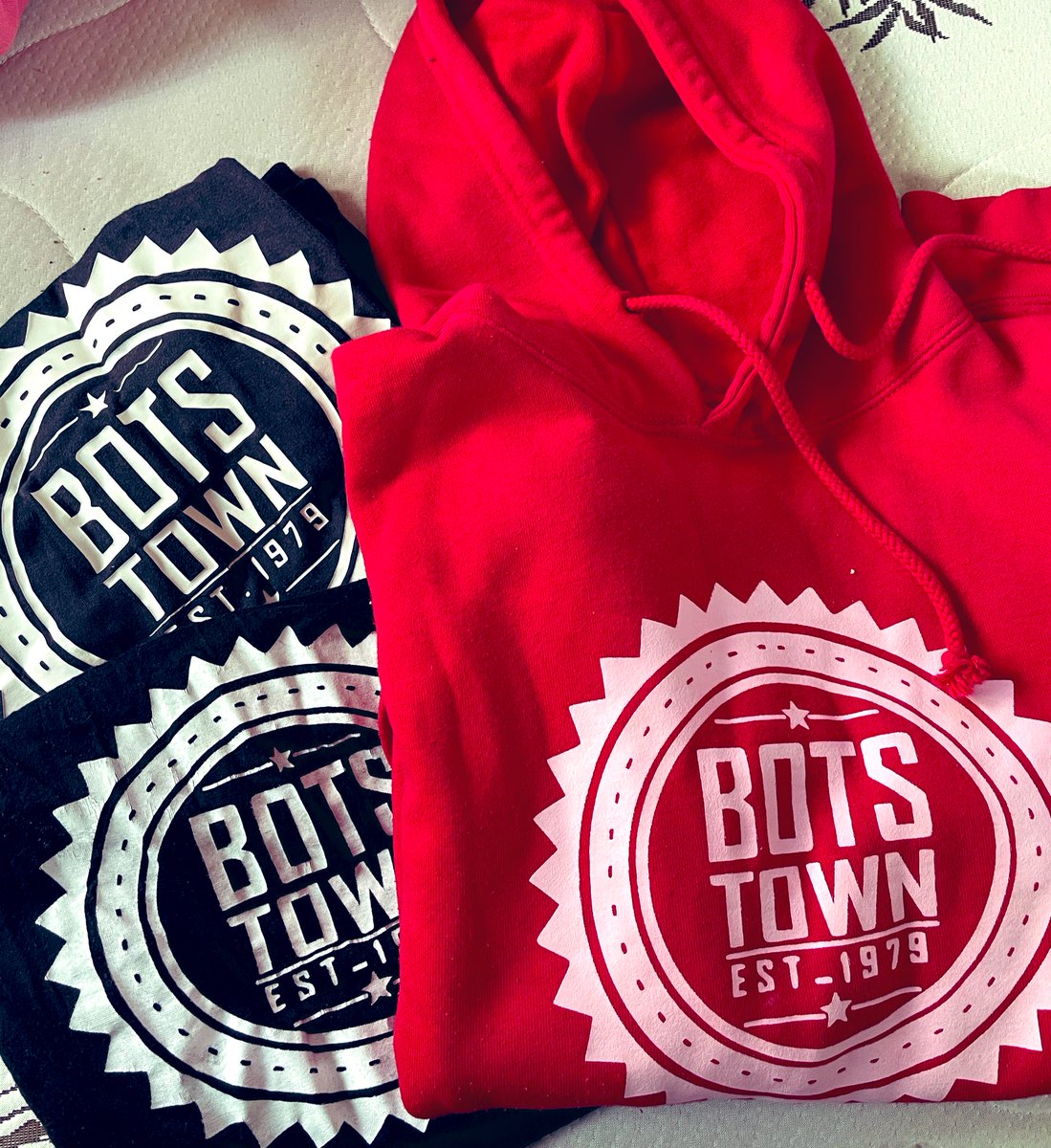 TheFundraiserCR's tweet photo. Ke shorta ka Bedding fela ๐ค๐ฝ๐ #BotsTown https://t.co/9TLGIWHmEt