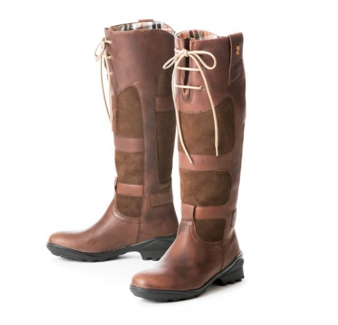DarraghEquestri's tweet photo. The #avoca country boot by @tredstepireland is a workhorse that will keep you warm, dry and cosy when out all day as well as bagging you compliments for style! For more information on our @tredstepireland products and services visit https://t.co/h5JrtSvd8W #tredstep #tredstepboot https://t.co/i49SxQb7MN