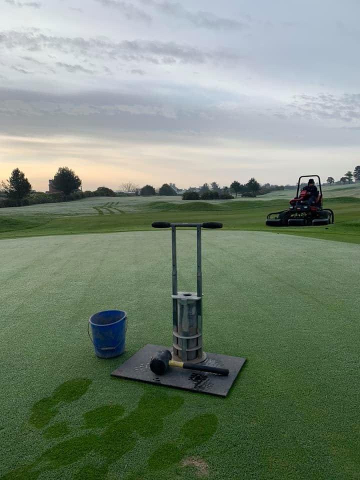 deegolfclub's tweet image. The greens team putting the final touches to the course early this morning @deegolfclub #clubscleaned #batterycharged #notlongtogonow