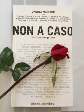 lorenz_frigerio's tweet photo. #31marzo ieri #RenataFonte donna e politica fu assassinata nel 1984 a Nardò. #FrancescoMarcone direttore dell'ufficio del registro di Foggia nel 1995. 
Uccisi perché scomodi all'intreccio tra affari, politica e mafia. Eliminati perché intransigenti. Non a caso #memoriaeimpegno https://t.co/lhmlz0gZ0R