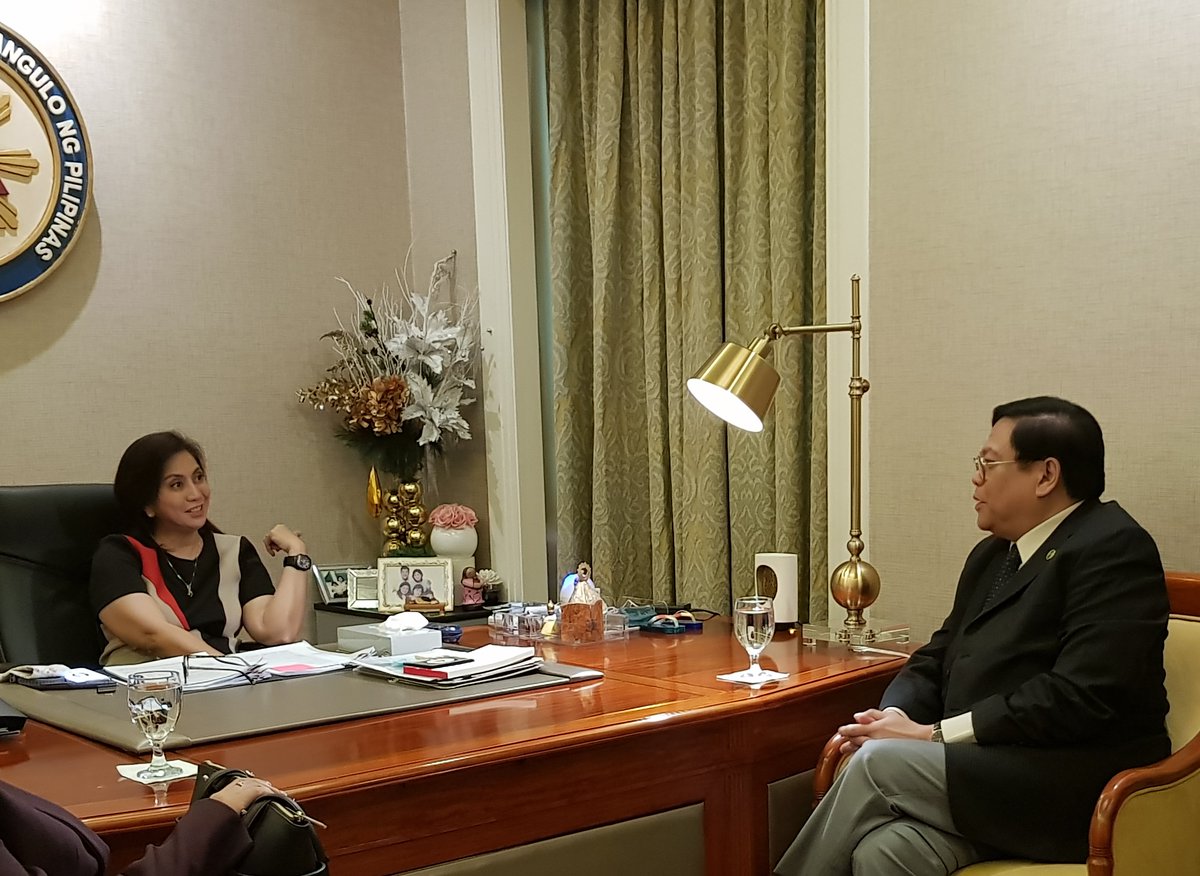 VP Leni is a formidable candidate for the President of the Republic. I have interviewed her twice, as you know, and she acquitted herself excellently: visionary, worker, clarity in her messages, honest and sincere. If she runs again, we should support her.