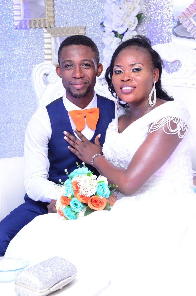 semasir's tweet photo. Marriage trending at the right time for me 😍 💓.

3 years today in the institution with @ItunuTemilade!

We've found a way to be conquerors in our challenges!

Thank you for tolerating me baby, bàbá ló máa lo màmá gbó! https://t.co/ADEnNTa1gy