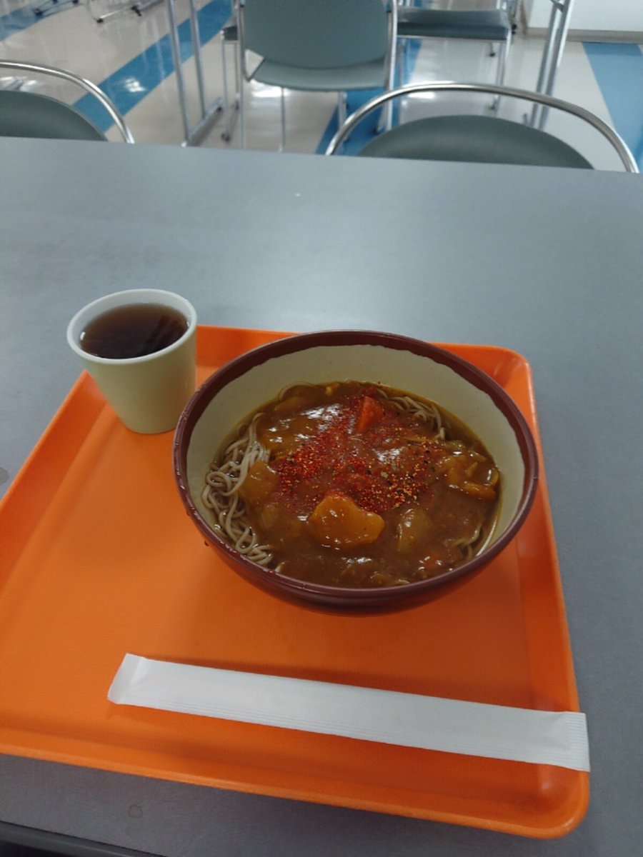 mosate545's tweet image. TOCPの城南島食堂さんで、カレーそば。うな丼のセットも気になる。#城南島 #城南島食堂 #TOCP #東京大井コールドプラザ #カレーそば #カレー蕎麦