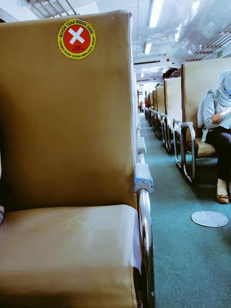 Waferlatos2's tweet photo. Kembali ke habitat disini yang diinginkan tidak sesuai.

#candasesuai
#offbaperan https://t.co/8Pf7H3U8UH