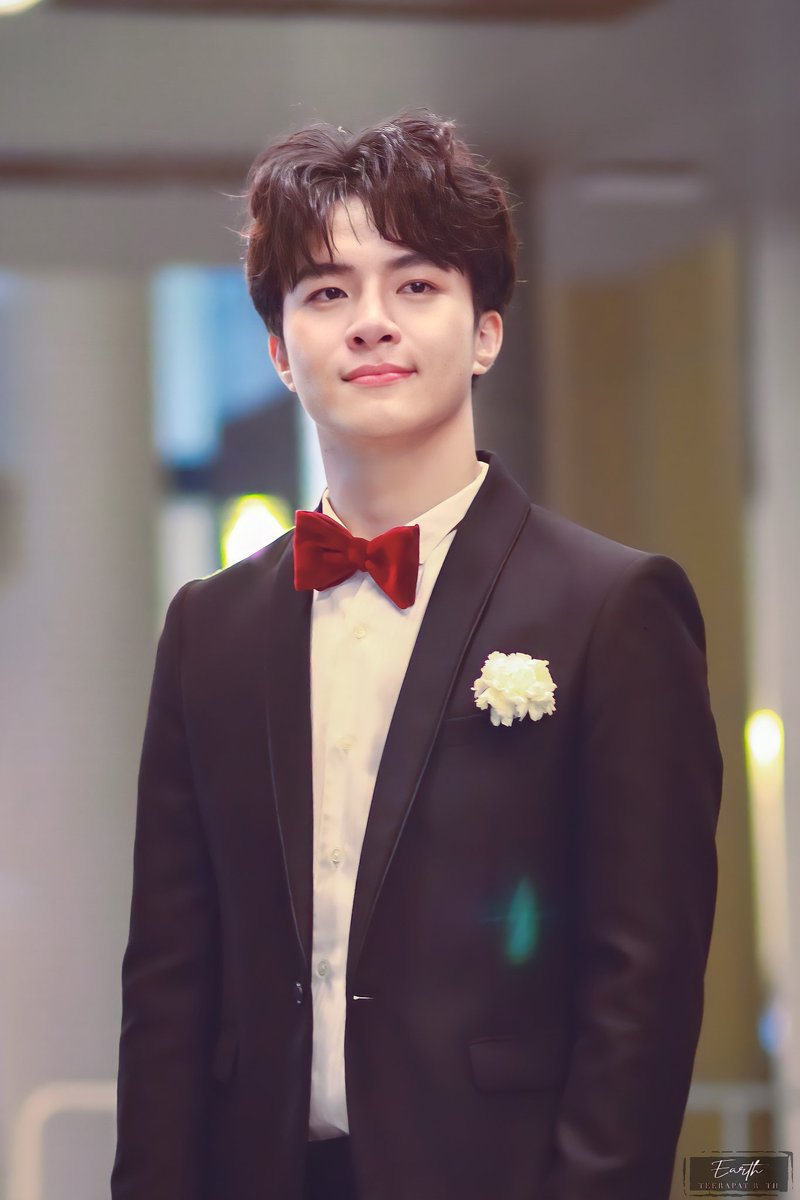 EarthOfficialTh's tweet photo. บางครั้ง คุณชายก็อยากรีแลกซ์บาง🤣🤣
#คุณดิน #khundin
#SecretAdmirerTheSeries 
#แอบมองแอบจองรัก
#แอบมองแอบจองรักxคมชัดลึก
#คมชัดลึกอวอร์ดครั้งที่17 https://t.co/KDVDhTzNT8