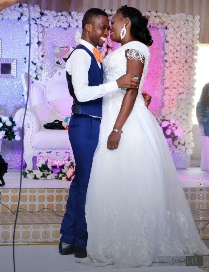 semasir's tweet photo. Marriage trending at the right time for me 😍 💓.

3 years today in the institution with @ItunuTemilade!

We've found a way to be conquerors in our challenges!

Thank you for tolerating me baby, bàbá ló máa lo màmá gbó! https://t.co/ADEnNTa1gy