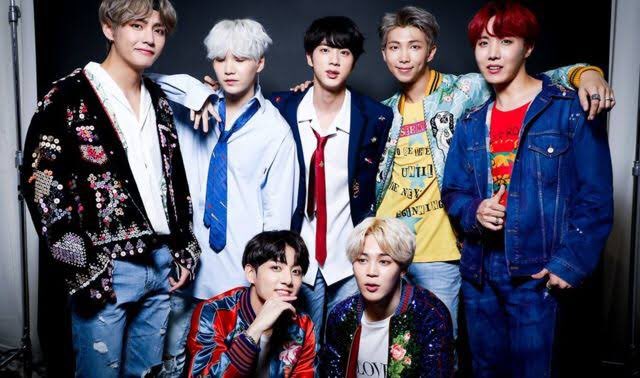 beartanniee's tweet photo. I can’t believe enews has been so disrespectful, cropping out Jhope in so many articles. 

BTS IS 7, Kim Namjoon, Kim Seokjin, Min Yoongi, Jung Hoseok, Park Jimin, Kim Taehyung, and Jeon Jungkook.

#ApologizeToJhopeEnews @enews https://t.co/vcmLYUKTq9