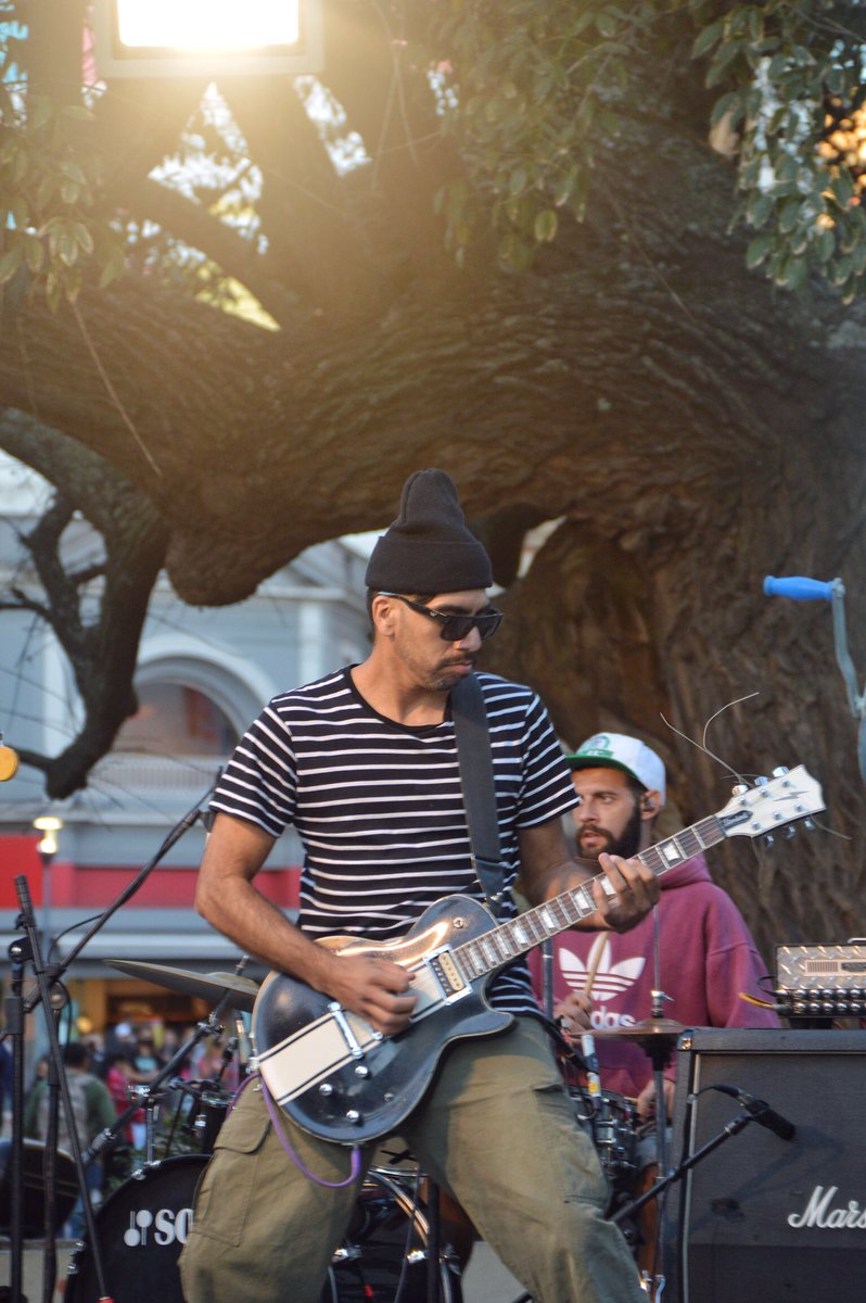 Rm2oficial's tweet photo. Tremenda fecha en el Playon al frente de la catedral en Mar del Plata .. gracias al los organizadores del evento por la invitación !!! Y vamos por mas !!!! #LaMusicaSalva #Vida #UnidadP #rocknacional #ska #Argentina @WarnerMusicArg @WarnerChappell https://t.co/qqRz9oRjts