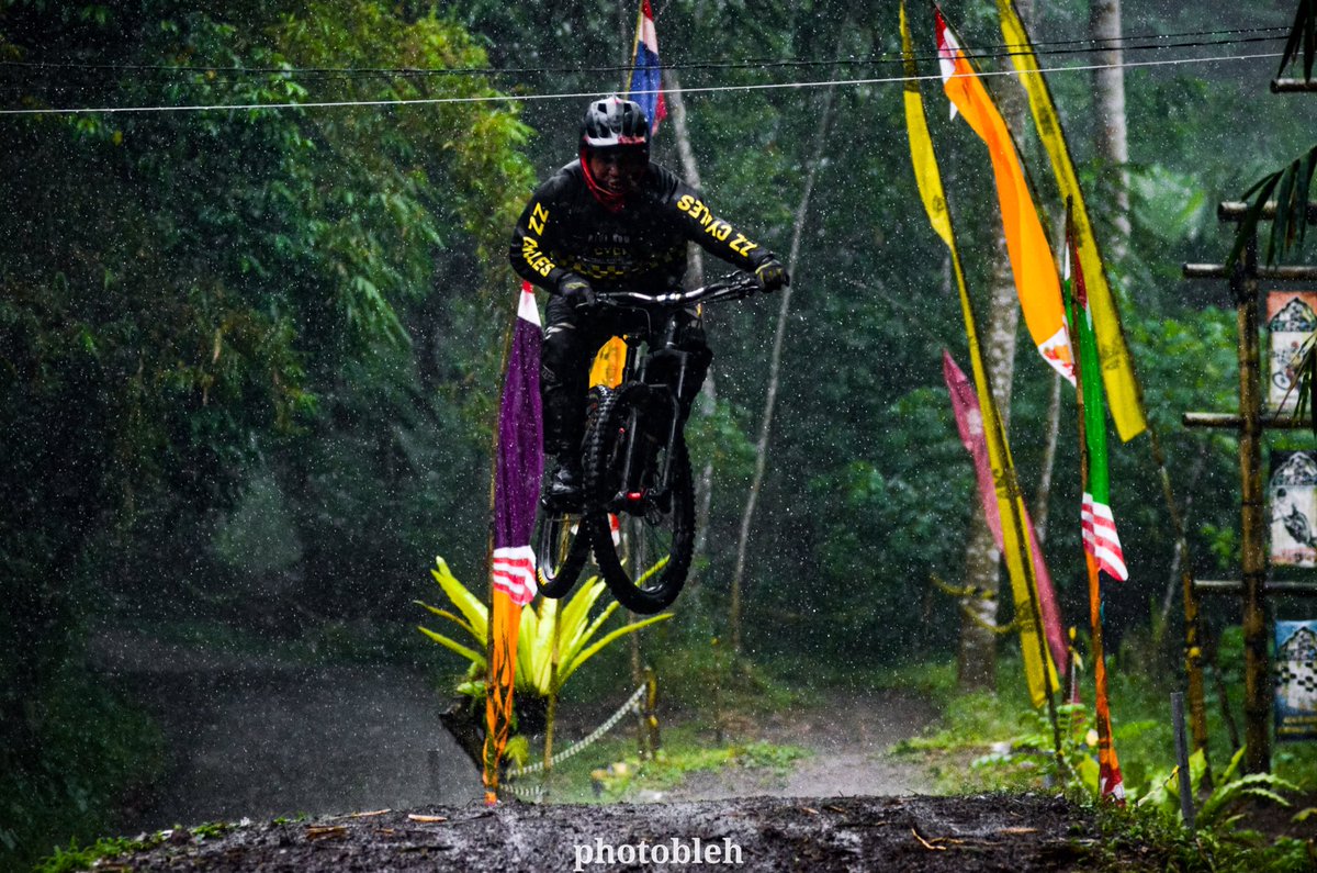 salmount's tweet image. #Mountainbikelife kemirikebo jogjakarta @zzcycles ride on 2021
