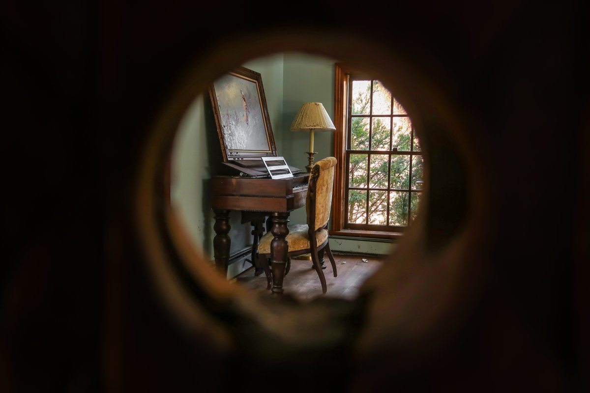 #abandoned #abandonedhouse #urbex #exploring #abandonedplaces