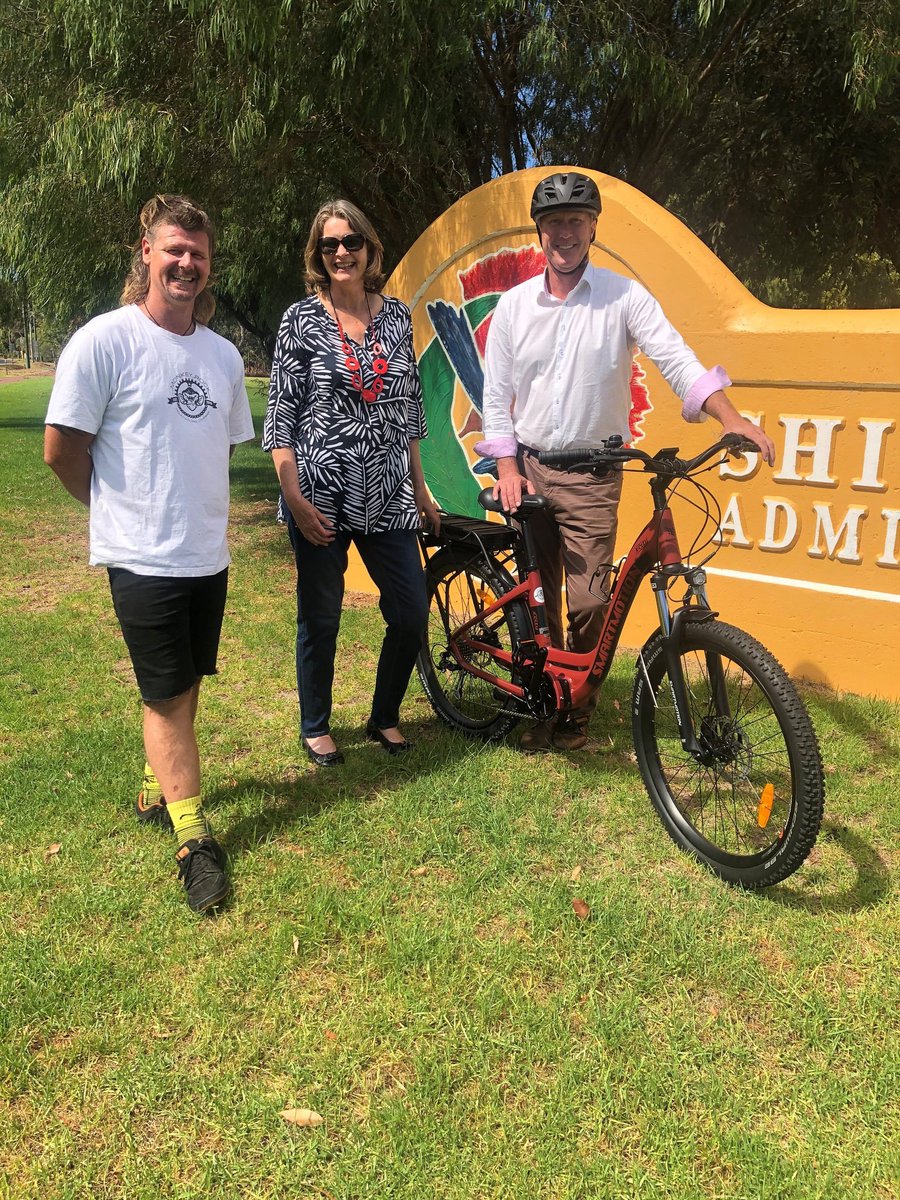 WestCycle tweet media