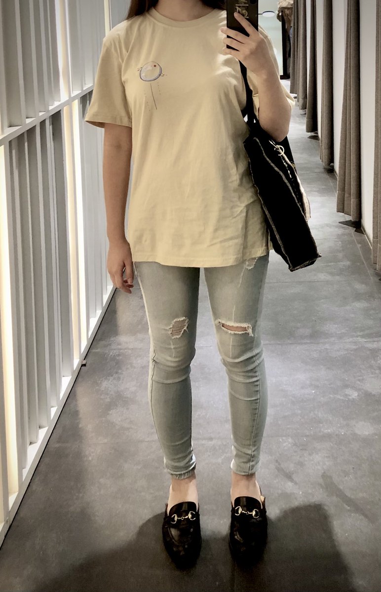 galxisoda's tweet photo. Hi! I made aesthetic wave on khaki T-shirts and I’m selling it for only $8
Anyone interested? Available in S,M,XL sizes
Shop link below
#oversizeTshirt #harajuku #fashionstyle #comfy #japanesewave #aesthetic #aesthetictshirt #koreanstyle #forsale https://t.co/cEE9YBOt7w