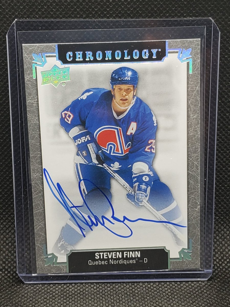AllanBuffer's tweet photo. Two hockey Breaks tonight. Bang. Two Quebec Nordiques autos..!! Let's go!! #nhl #quebecnordiques #upperdeck #tradingcards #Break_TheWorkshop #dailybreak #hitseveryday #comejoinus https://t.co/HcTGuOXXBB