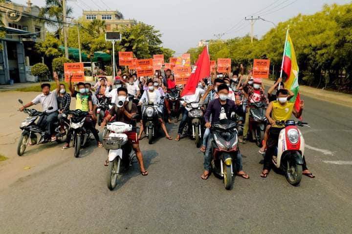 hannayuri_twt's tweet photo. Motorcycle strike in Mandalay against military coup this morning. 
UNSC ACT NOW
#Mar31Coup
#WhatsHappeningInMyanmar
#forceavote
#MilkTeaAlliancefre https://t.co/v526DHL2rO