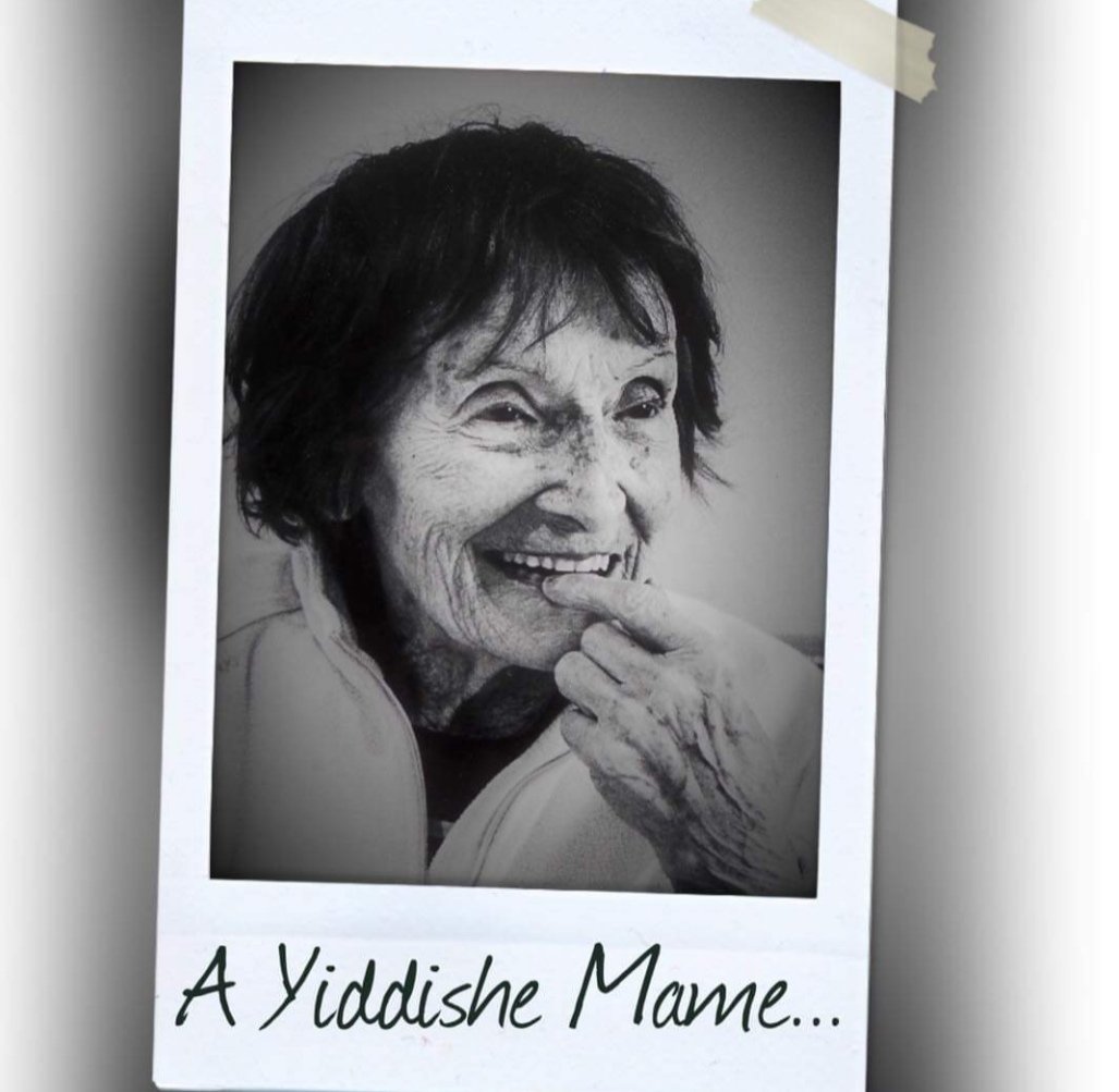 Les_Derniers's tweet photo. Suzanne Hertman est décédée à l'âge de 102 ans. Arrêtée en 43, elle est contrainte de travailler au tri des biens spoliés aux juifs, puis ce sera Drancy et Bergen Belsen. Elle élève ses 3 enfants dans 40 m2. C’était une femme courageuse belle et drôle. 
Toutes nos condoléances❤️ https://t.co/FffnAvFa9n