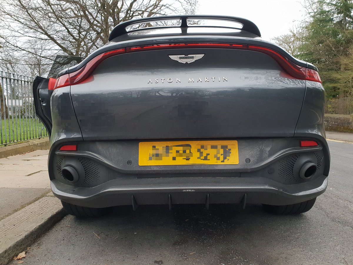 A45Y_UK's tweet photo. It's #DBXday 😎

#AstonMartin #1913Edition #CarbonFibrePack #XenonGrey #DirtyDBX #WednesdayMotivation https://t.co/xeWDkTq2Qu