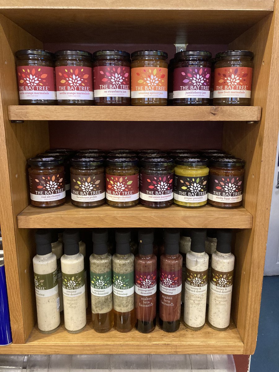 AmarettoDeli's tweet image. Today’s specials: halloumi salad; lamb chilli con carne; mushroom risotto and lots more. Vegan and gluten free options available.