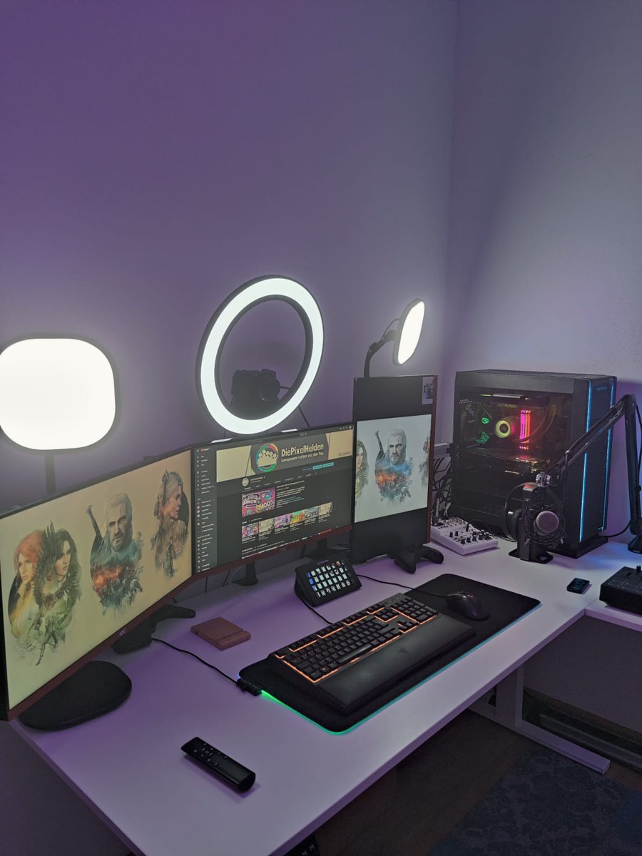 elgatoDE's tweet photo. Schick habens sichs @DiePixelHelden gemacht!🌑☀️

Wer sehen will, wie das Setup entstanden ist:

📺https://t.co/AhgRUIm1Gq https://t.co/QLIp86Pw3U