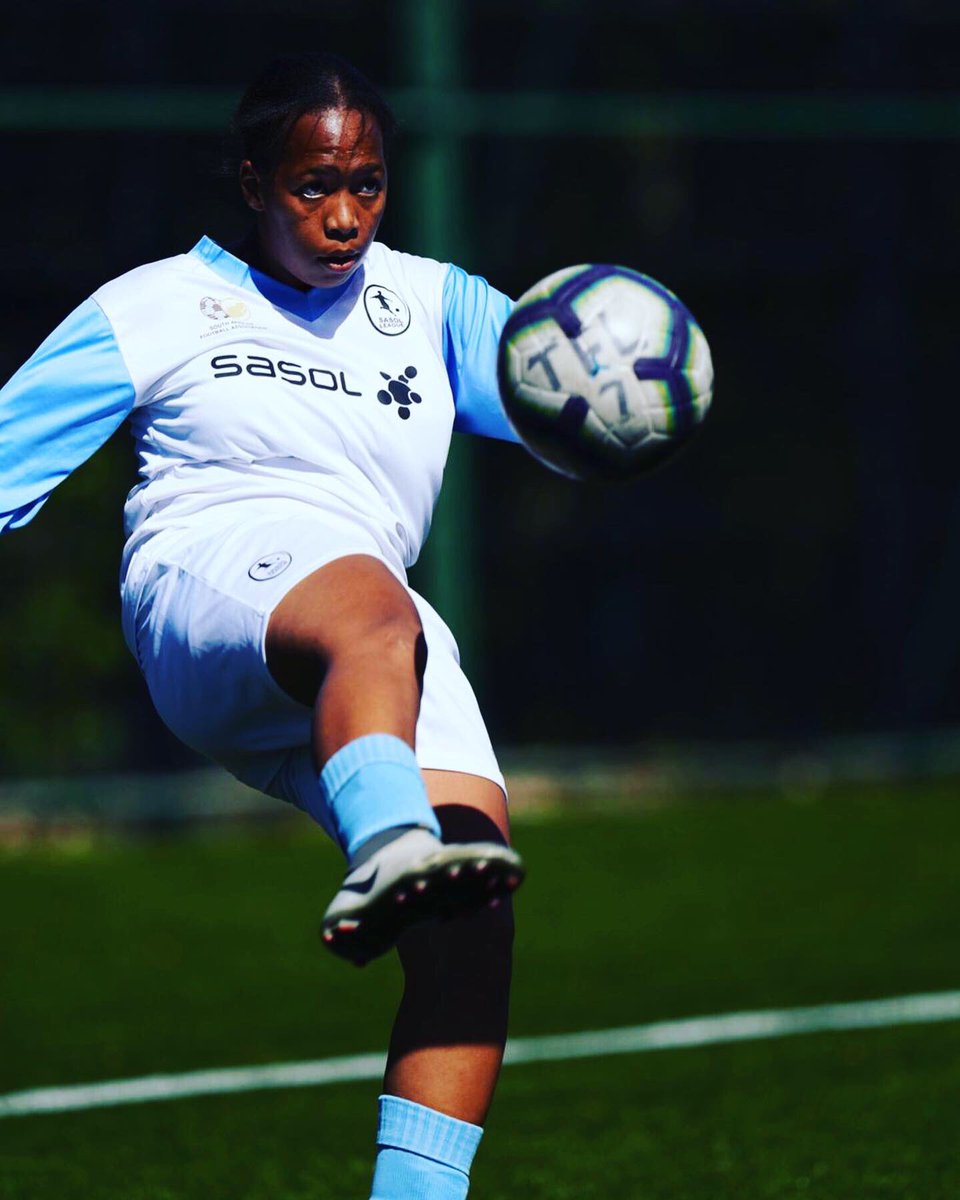 UCTFootballClub's tweet photo. 💙⚽️ GLAD TO BE BACK ⚽️💙

After almost 13 months without you it was good to see our @uctfcladies back on the field for their first friendly.
💙⚽️

📸: Grant Scott https://t.co/5BLwrHjGTX