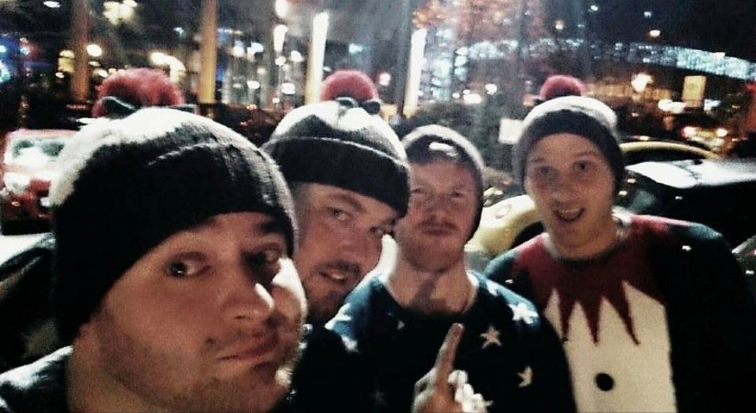 mikey_van_riot's tweet photo. Still can't believe it's been five years, my thoughts and prayers are with all of Trav's family and friends today , much love to you all xx
Still can't belive it's been five years, I miss you so so much buddy xx
#kristravis
#bestfriend
#mentor
#missingyou
#rip
❤💫💫 https://t.co/gFZFsGHfdW
