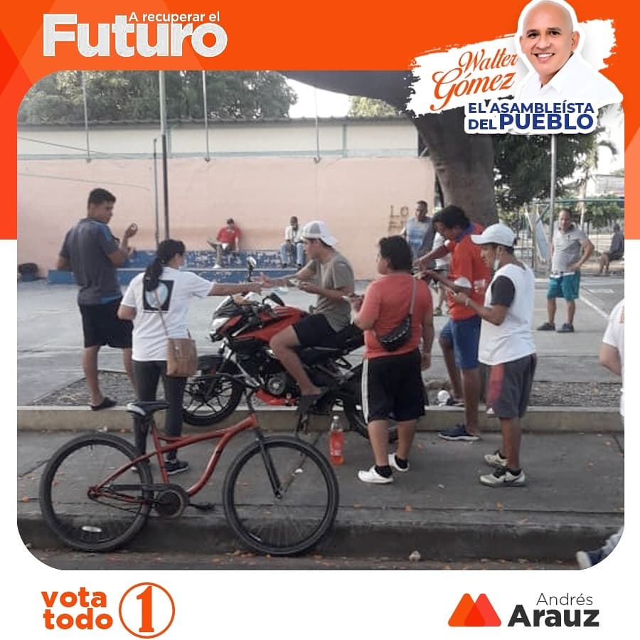 wgomezr's tweet photo. #30Mar #DistritoTresGuayas dando a conocer puerta a puerta las propuestas del plan de gobierno de @ecuarauz y @rabascallcarlos enfatizando el #AlivioAhora #MilDeUna #TrabajoJoven, demostramos q el #BinomioDeLaEsperanza llevará un gobierno q piensa en todxs
#ContigoConTodosAhora https://t.co/2txMTF8TjH