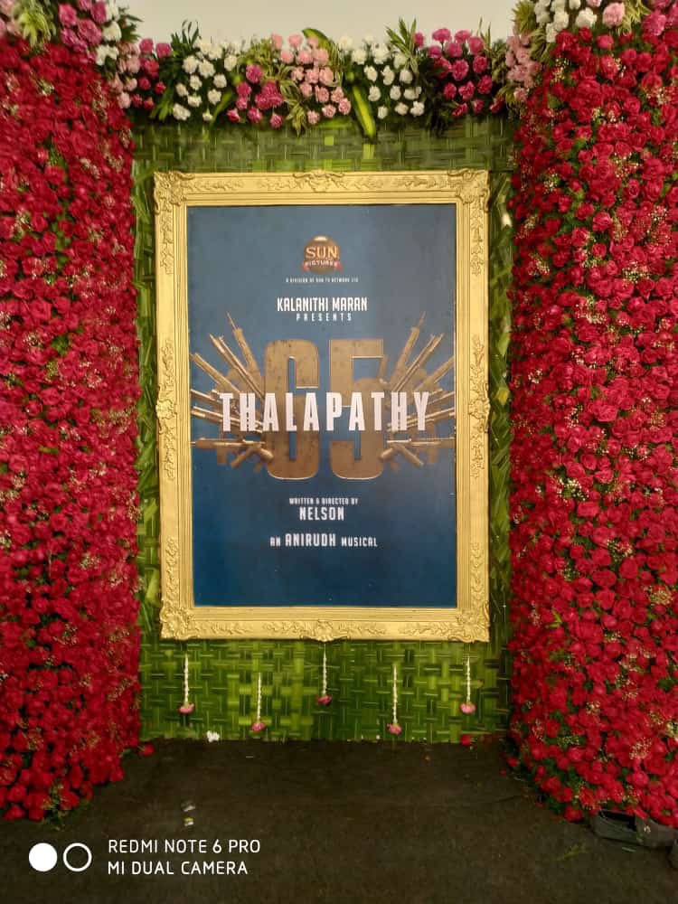 #Thalapathy65 Woowww 😍
<a href="/actorvijay/">Vijay</a> <a href="/hegdepooja/">Pooja Hegde</a>
