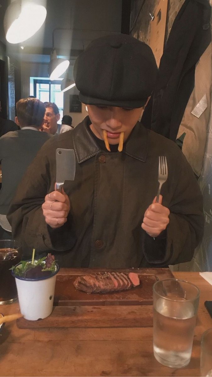 Jngn lupa makan><
Gabut fambs sabi ga nih?
<a href="/RhysandAlexand1/">Rhysand Alexander</a> 

#roleplayer #roleplayerkpop #roleplayerindo