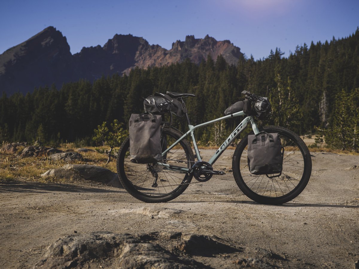 When the pavement ends, the adventures begin. When you want to keep rolling beyond city limits, this is the bike. Climb a rugged mountain pass, roll through gravel, or venture onto forest trails. ToughRoad SLR lets you do it all on one ride.

giant-bicycles.com/gb/toughroad-s… 

#GiantUK